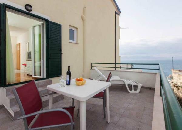 Apartmani Niko Podgora Exterior foto